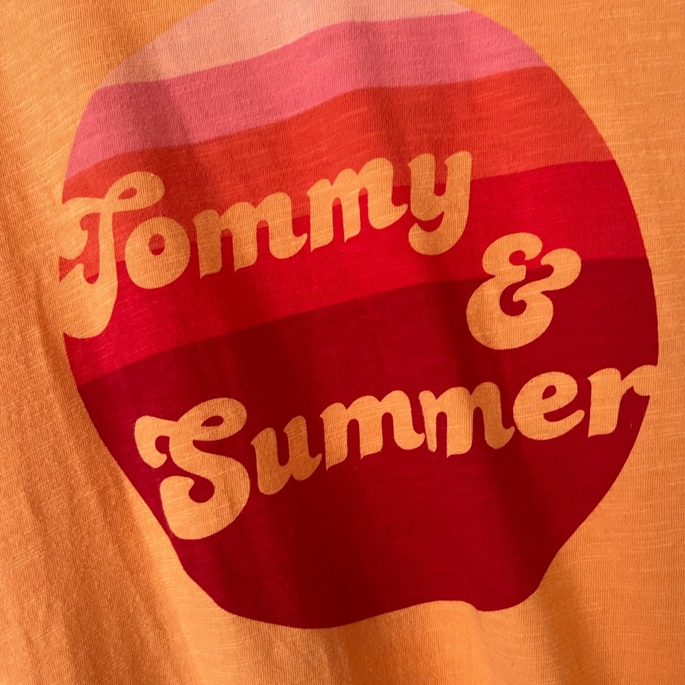 Tommy Hilfiger summer tee.
